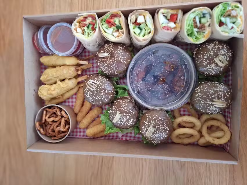 &Agrave; la main Catering & Party box