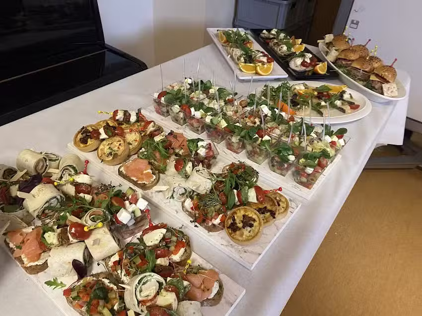 A&M Catering &ndash; catering i sushi Pobiedziska