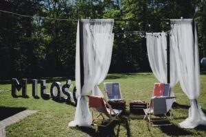 „A może w kolorze” – kwiaty i dekoracje | wypożyczalnia