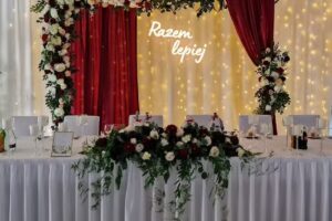 Adriana Kreujemy Twoje Wizje- Centrum dekoracji + HURTOWNIA FAJERWERKÓW