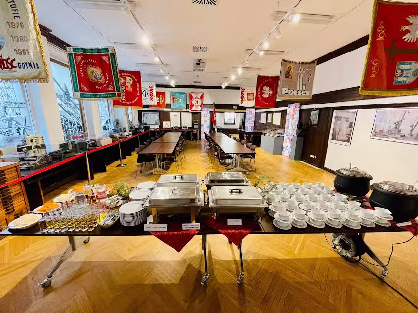 Aleksandra-Catering Sp. z o.o. non profit Imprezy okolicznościowe, bankiety, szkolenia