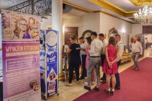 Anowi.fun Fotobudka Tarn&oacute;w imprezowe atrakcje