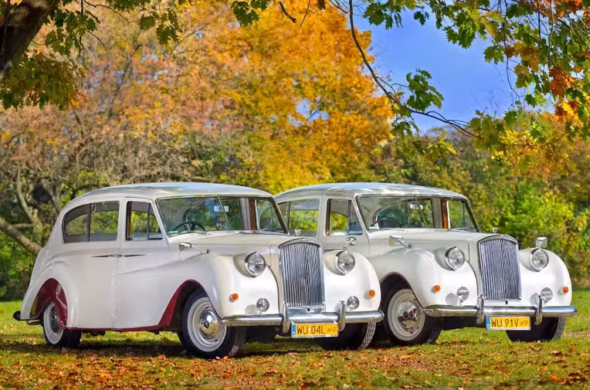 Auto do ślubu, samoch&oacute;d zabytkowy na wesele, limuzyna na ślub