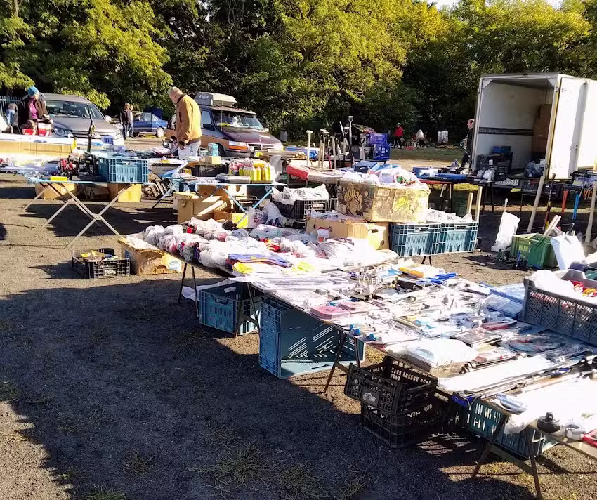 Auto Moto Giełda &ndash; Pchli Targ