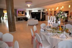 Avilla Sala Weselna Organizacja Komunii Chrzcin Konsolacja