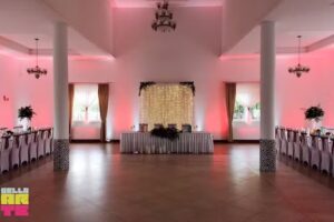 Bella Arte Show &ndash; dekoracja światłem, ciężki dym, fontanny iskier, serce