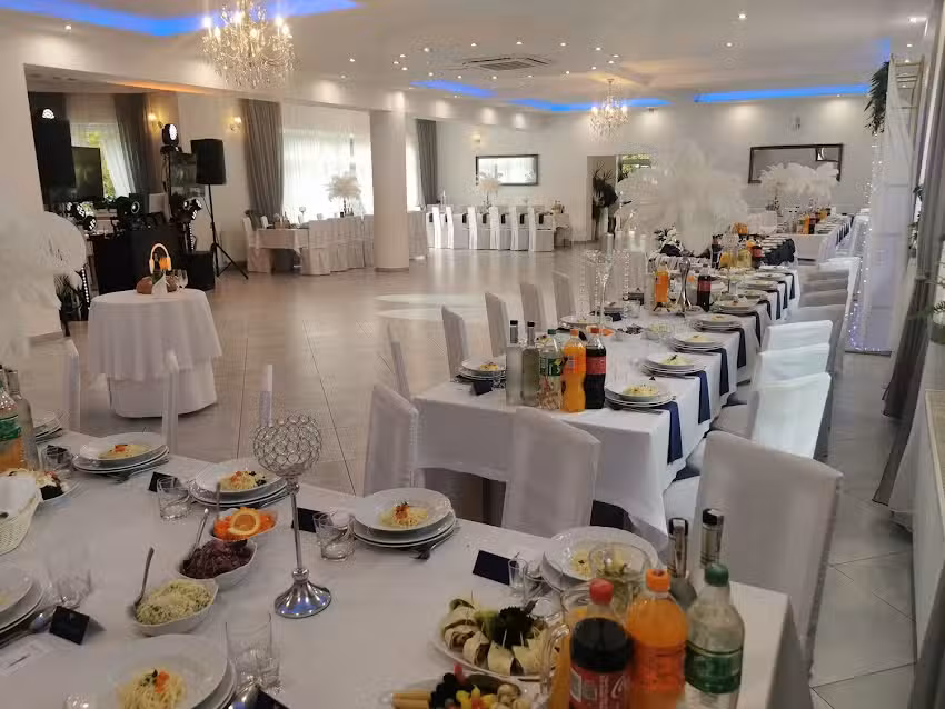 Biały Dw&oacute;r Wesela Bełchat&oacute;w &ndash; Sala weselna, Imprezy okolicznościowe, Komunie, Chrzciny, 18stki