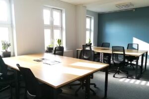 Biura serwisowane Katowice – Desking.pl | Sala Konferencyjna | Coworking | Wirtualne biuro Katowice