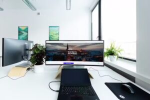 Biuro Serwisowane i Coworking &ndash; Biznes Hub