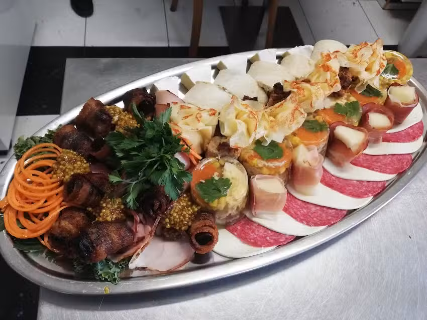 Byfyj CATERING Okolicznościowy