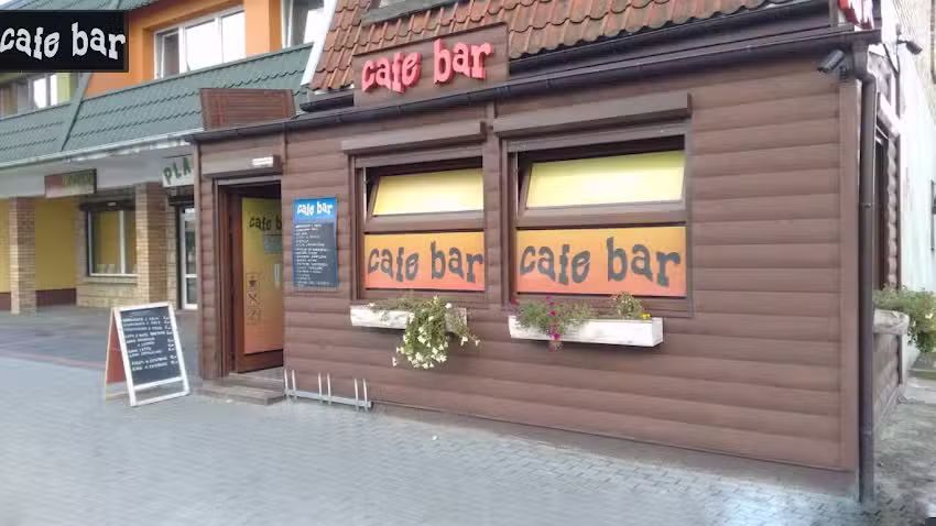 Cafe Bar