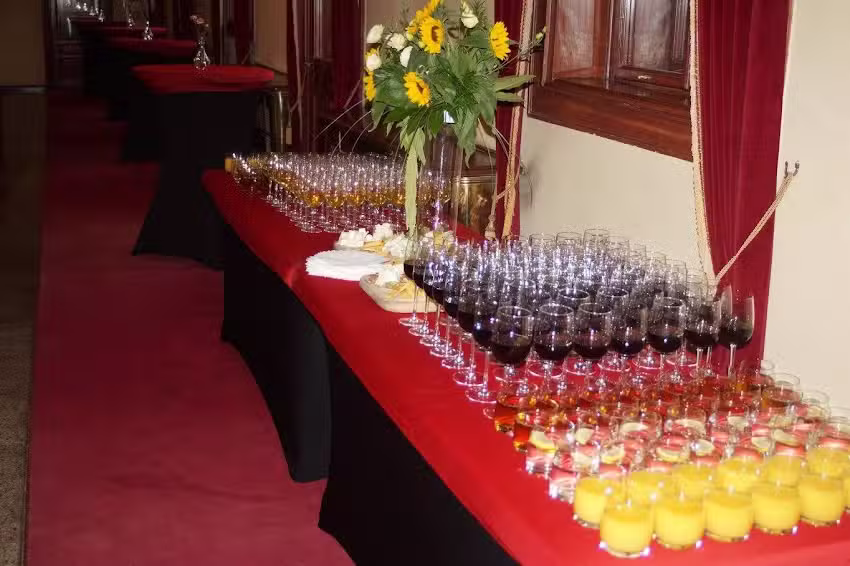 CATERING OBIEŻYŚWIAT