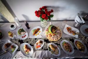 Catering Rzesz&oacute;w | Pałacowy Catering &ndash; Obiady, Lunch, Przekąski na uroczystości, imprezy