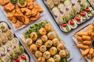 Catering Wiewi&oacute;rka