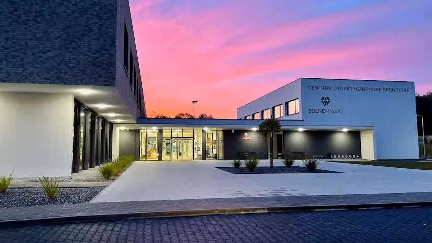 Centrum Dydaktyczno-Konferencyjne Solne Miasto w Wieliczce (Szkoła Podstawowa nr 6 w Wieliczce) ul. J&oacute;zefa Jedynaka 11