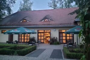 Centrum Konferencyjne Mazowsze i Karczma Staropolska