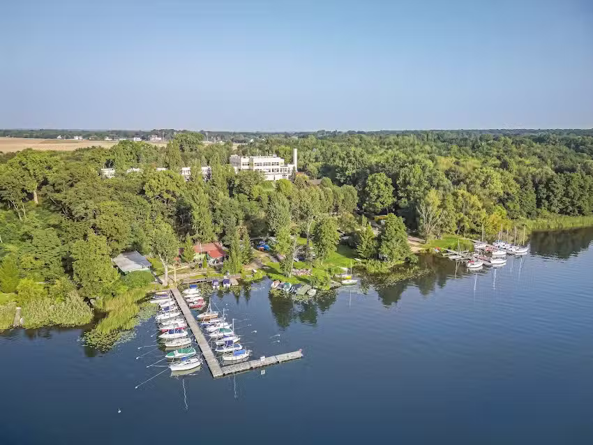 Centrum Szkoleń i Konferencji Geovita w Jadwisinie