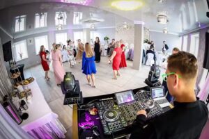 Dawid Gromadzki &ndash; DJ, wesela, imprezy okolicznościowe