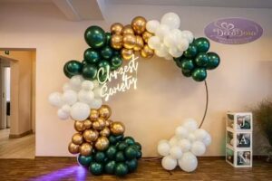 DecoDora Wypożyczalnia dekoracji okolicznościowych Dorota Grzesiak