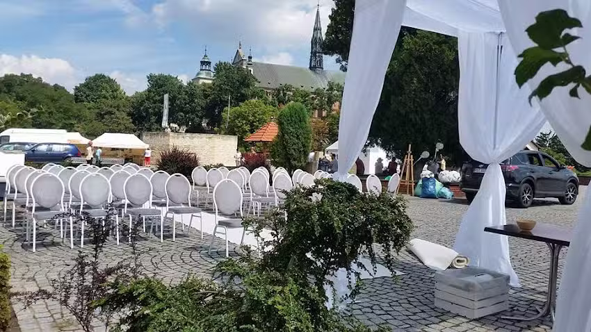 Dekoracje ślubne Stalowa Wola. Dekoracje weselne Stalowa Wola. Galeria Rzeczy Ładnych