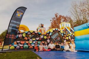 Dmuchany Świat Leszno &ndash; WYNAJEM DMUCHAŃCE, PIANA PARTY, BYK RODEO, ANIMACJE