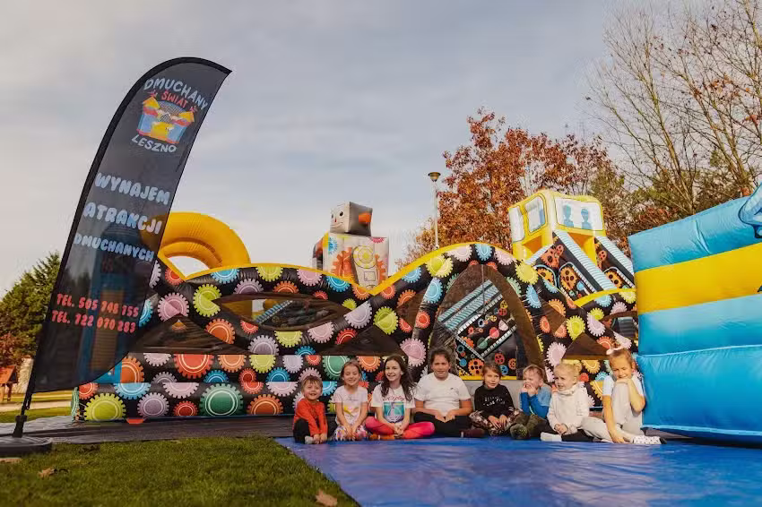 Dmuchany Świat Leszno &ndash; WYNAJEM DMUCHAŃCE, PIANA PARTY, BYK RODEO, ANIMACJE