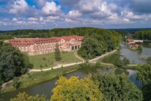 Dolina Charlotty Resort & Spa