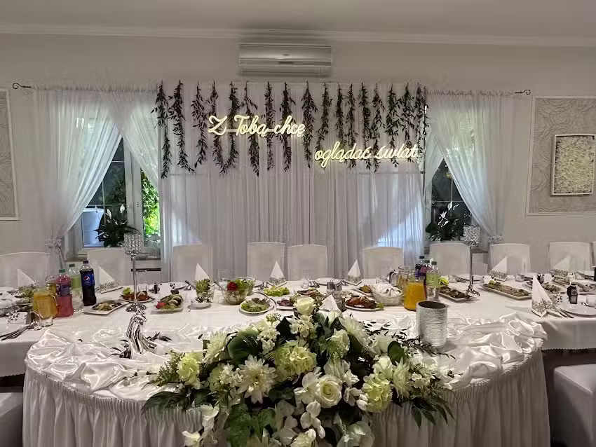 Dom Bankietowy Finezja imprezy okolicznościowe /KentakiPapu