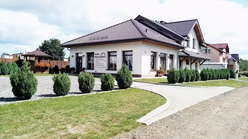 Dom Biesiadny BUMERANG