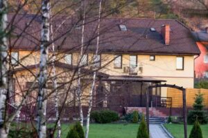 DOM GOŚCINNY &bdquo;POD G&Oacute;RĄ&rdquo;