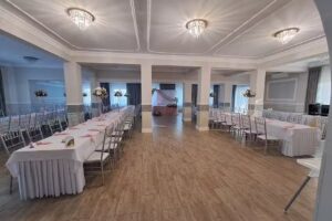 Dom Weselny „Cristal”