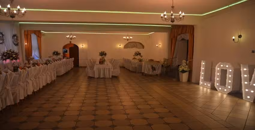 Dom weselny Kasztelan w Izbicy I Wesela Komunie Chrzciny Imprezy okolicznościowe