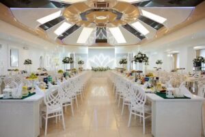 Dom Weselny Oliwia sala bankietowa imprezy okolicznościowe