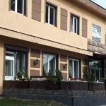 Dom Weselny &bdquo;Pod Lipami&rdquo;