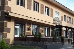 Dom Weselny „Pod Lipami”