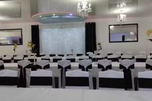 Dom Weselny Sołtykowski Dworek Sala Bankietowa Komunie Imprezy Okolicznościowe Pokoje Gościnne