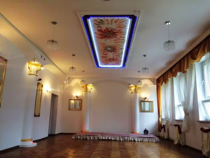 Dom weselny Stradlice