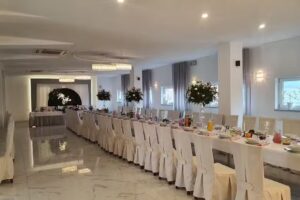 Dom Weselny w Seceminie