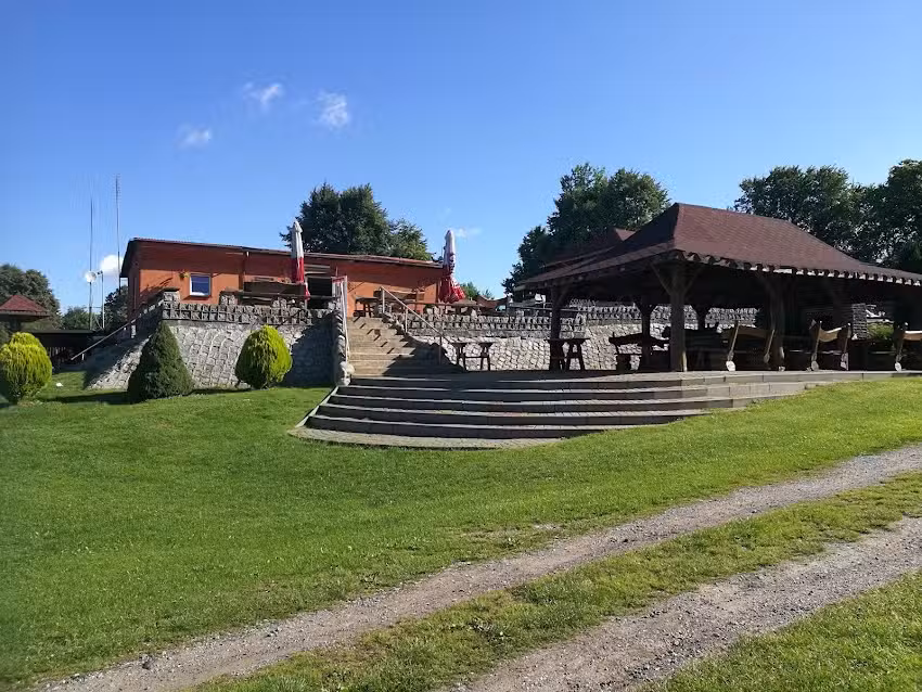 Domki Letniskowe i Mała Gastronomia Romuald Jermoszewicz