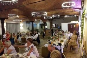 Dw&oacute;r Olszowa &ndash; Restauracja Spichlerz