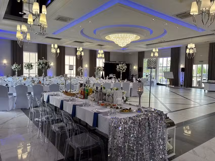 Dw&oacute;r Rogiński Kolno