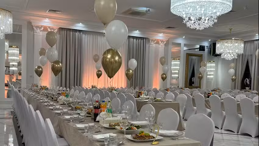 Dw&oacute;r Rogiński