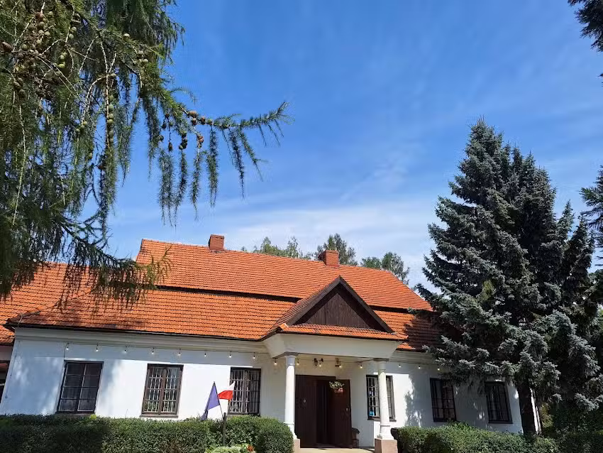 Dw&oacute;r w Libertowie