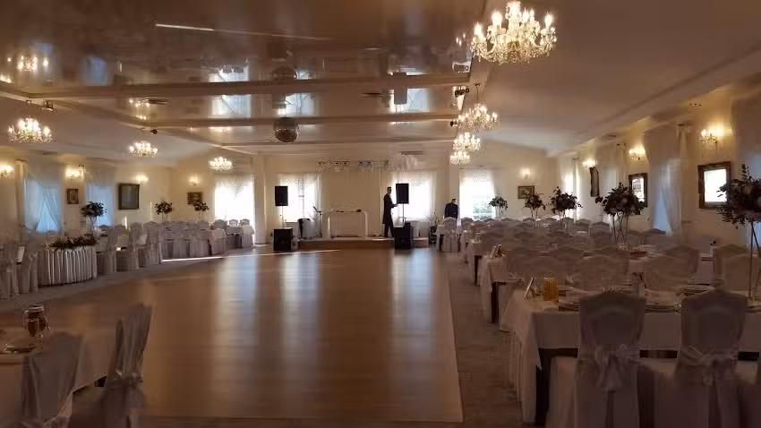 Dw&oacute;r Zielone Wzg&oacute;rza