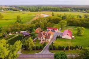 Dworek Biesiadny &ndash; Pokoje nad Wartą, Restauracja, Sala do Wynajęcia, Organizacja imprez, Wesela,Komunie, Chrzciny.