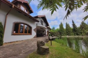 Dworek Nad Rozlewiskiem