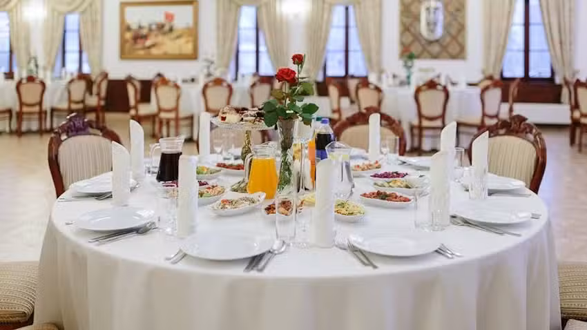 Dworek Stara Szkoła