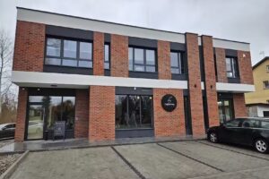 EsyFloresy kawiarnia rodzinna z salą zabaw