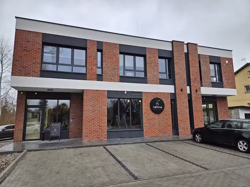 EsyFloresy kawiarnia rodzinna z salą zabaw