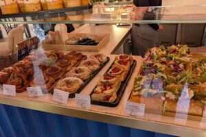 eter &mdash; vegan bakery & speciality coffee